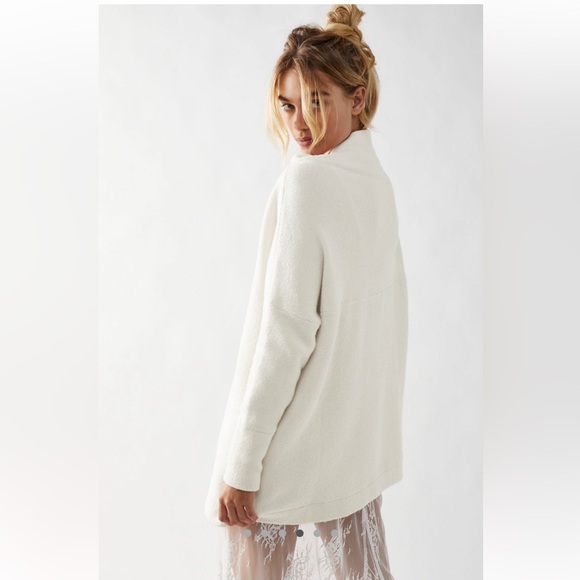 NWT - Free People Ottoman Slouchy Tunic size Small - Picture 4 of 5